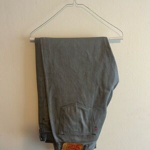 Levi's Gray Chinos Classic Style